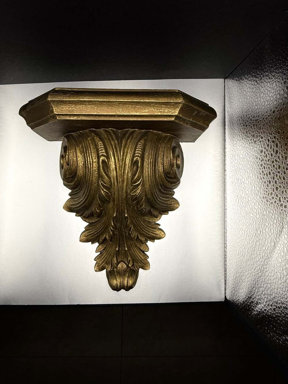 Homco Gold Acanthus Wall Shelf Bracket Corbel